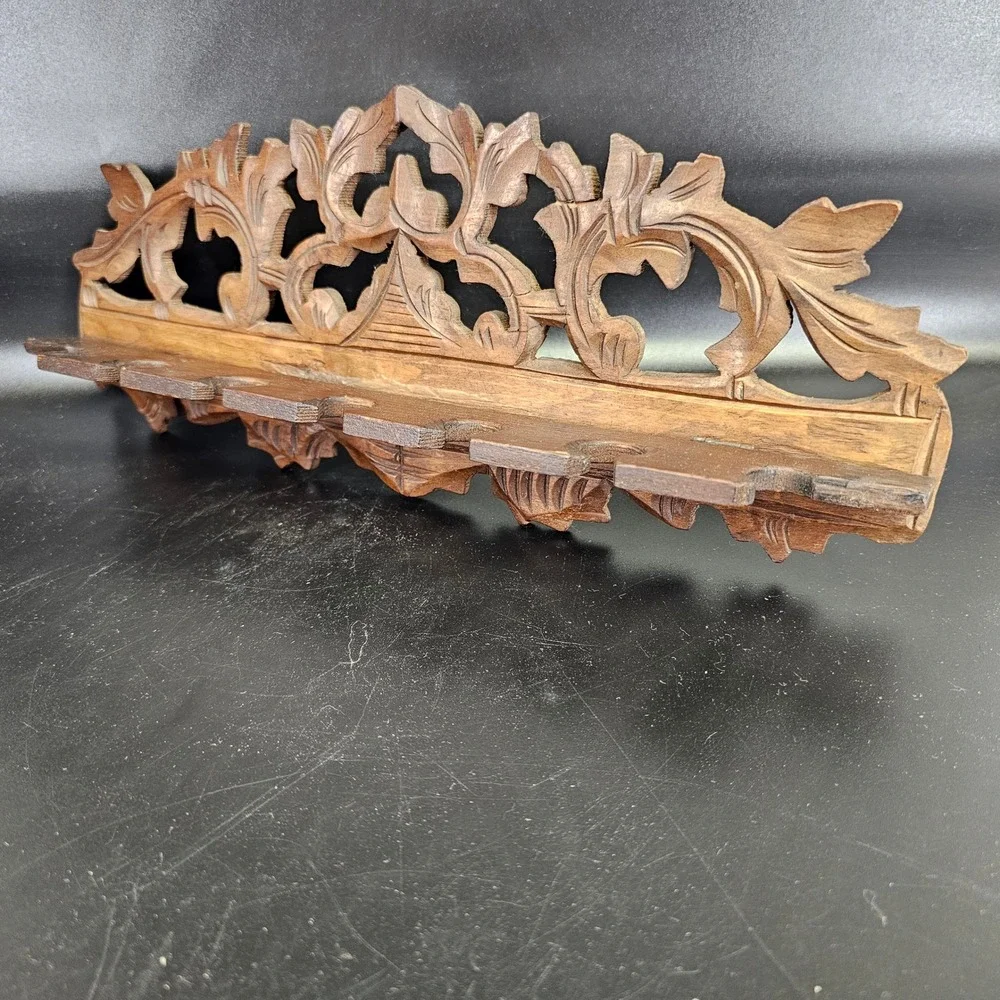 Rare Antique German Black Forest Carved Wood foldable‎ Pipe Rack Wall Mount